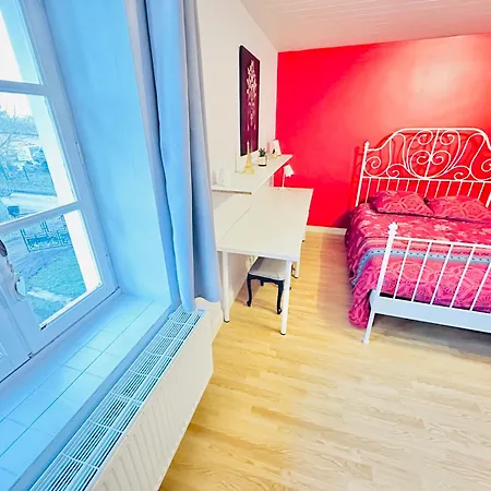 Grande Maison Familiale Bien Equipee Avec Billard Feriehus