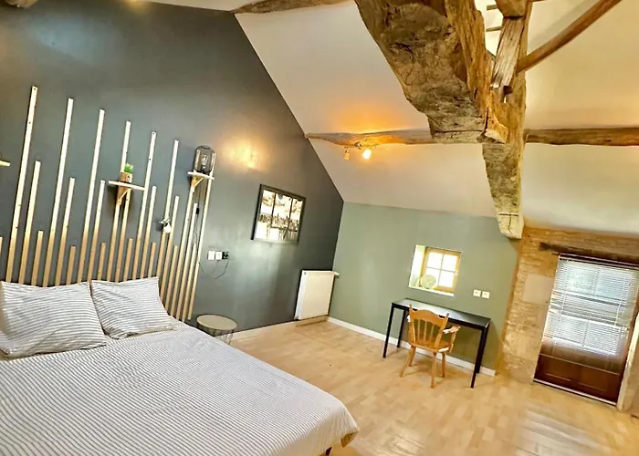 Grande Maison Familiale Bien équipée Avec Billard Сasa de vacaciones Chaunay